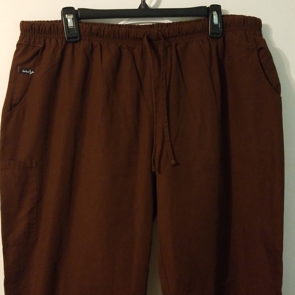 Brown scrub pant